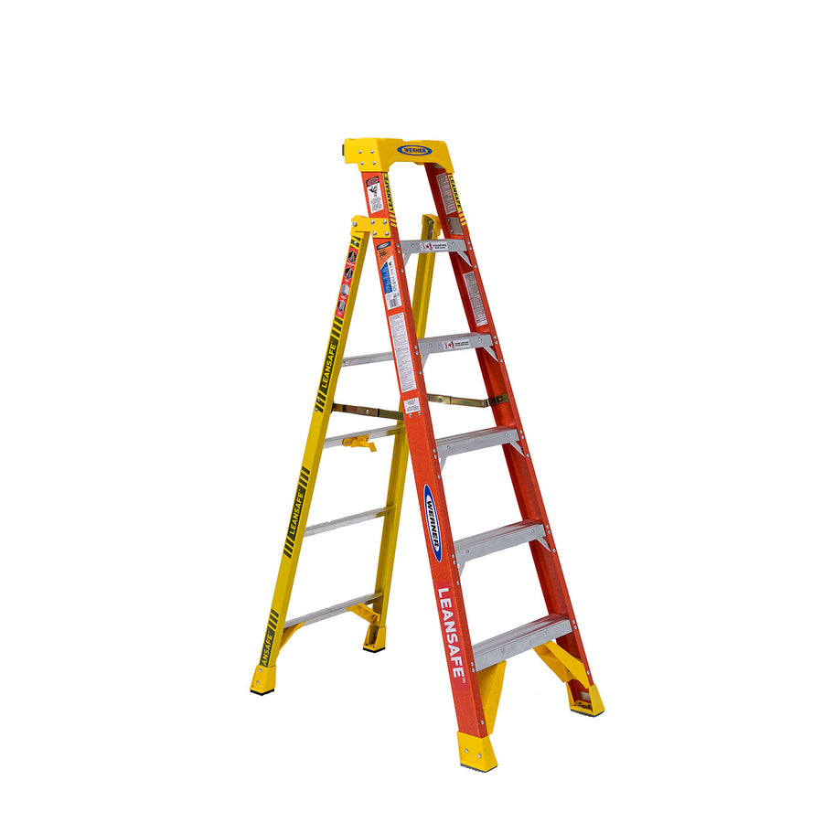 WERNER 6' Type IA Fiberglass Leaning Ladder