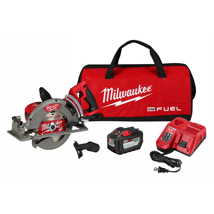 Kit de sierra circular con mango trasero MILWAUKEE M18 FUEL™ de 7-1/4"