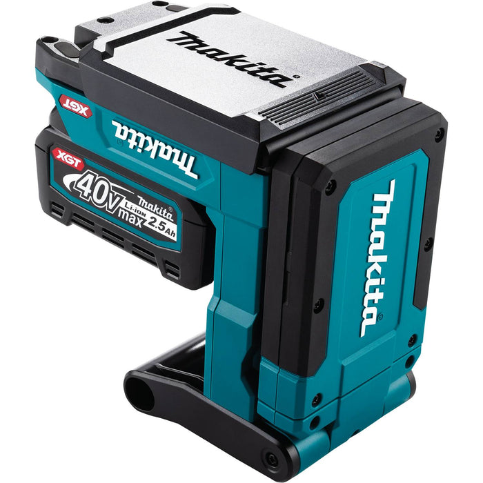 Makita ML013G 40V max XGT® Lithium-Ion L.E.D. Magnetic Work Light, Light Only