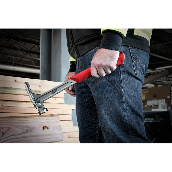 MILWAUKEE 17 oz Smooth Face Framing Hammer Q4