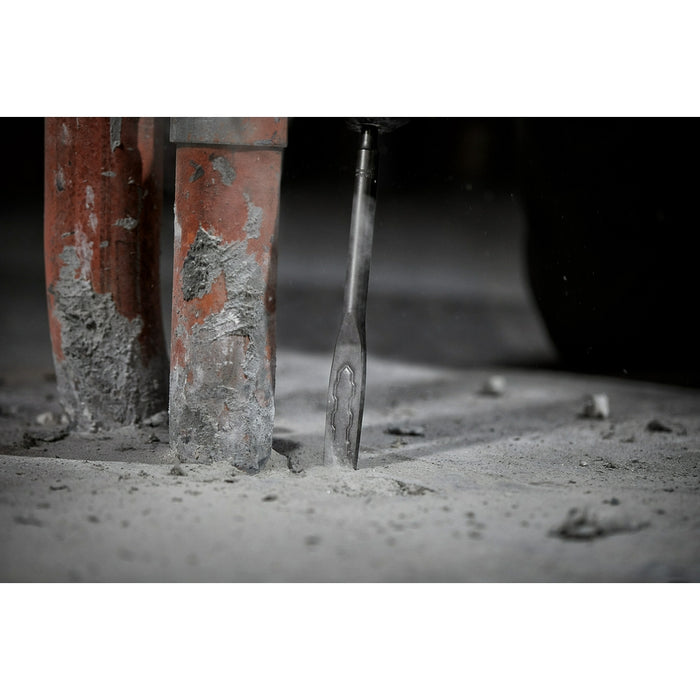 Milwaukee Tools 1-1/8" Hex 16" Moil Point 48-62-4001