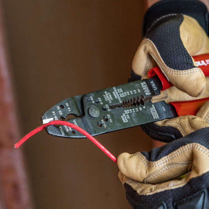 KLEIN TOOLS 8-22 AWG Multi Tool, Stripper, Crimper, Wire Cutter