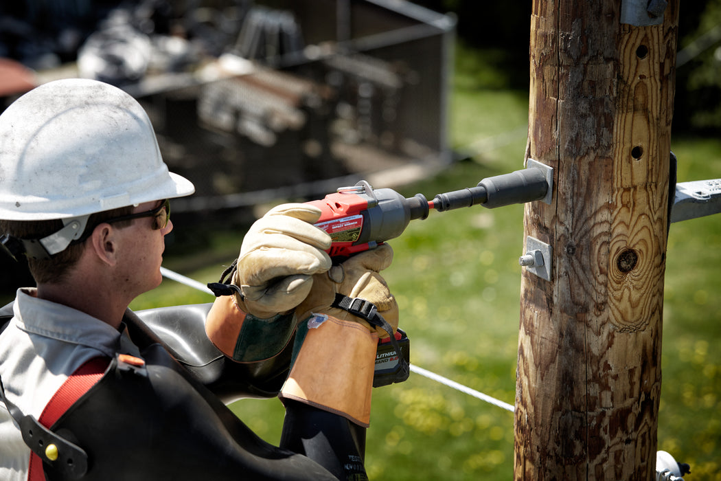 ENCHUFE DE DISTRIBUCIÓN 3 EN 1 DE MILWAUKEE SHOCKWAVE LINEMAN