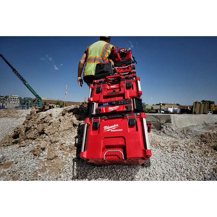 MILWAUKEE M18 PACKOUT Radio + Charger (Tool Only)