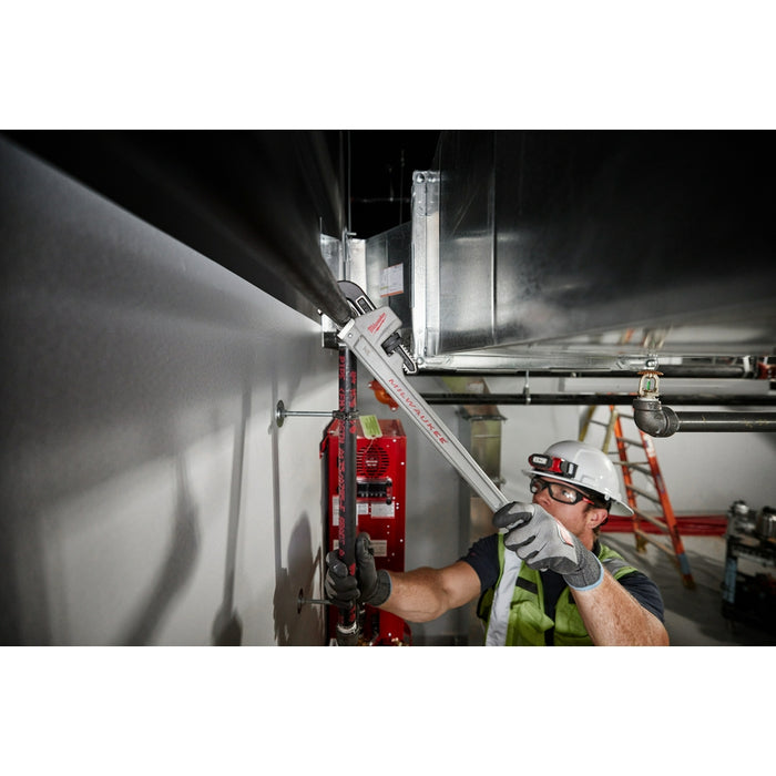 MILWAUKEE 14L Aluminum Pipe Wrench w/ POWERLENGTH Handle