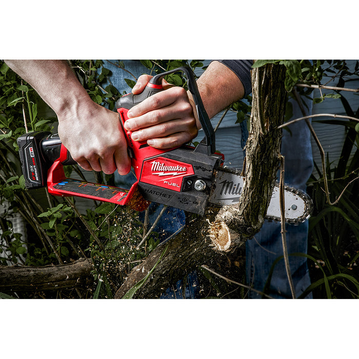 Kit de sierra de podar MILWAUKEE M12 FUEL™ HATCHET™ de 6"