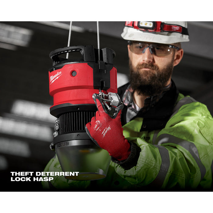 Luz temporal para sitio MILWAUKEE RADIUS™ LED de 130 W