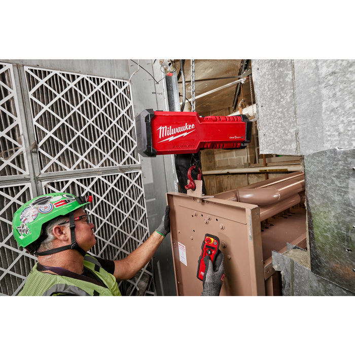 Milwaukee M18™ Compact 1-Ton Chain Hoist 2983-22HD