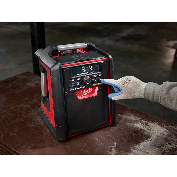 Radio/cargador MILWAUKEE M18™ para el lugar de trabajo (solo herramienta)