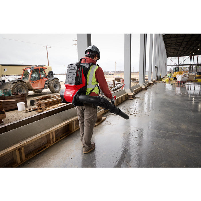 Milwaukee MX FUEL Backpack Blower, 800 CFM (Bare Tool) MXF600-0
