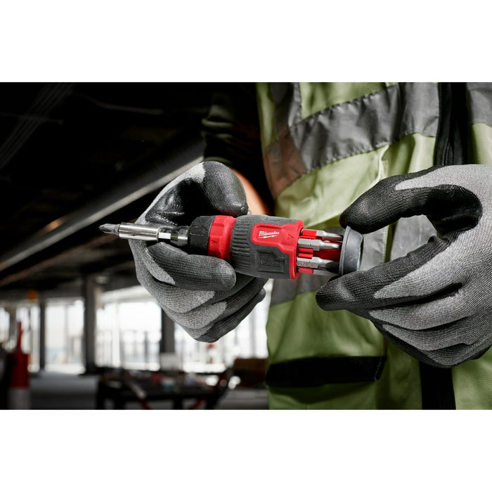 MILWAUKEE 8-IN-1 Ratcheting Compact Multi-Bit Screwdriver