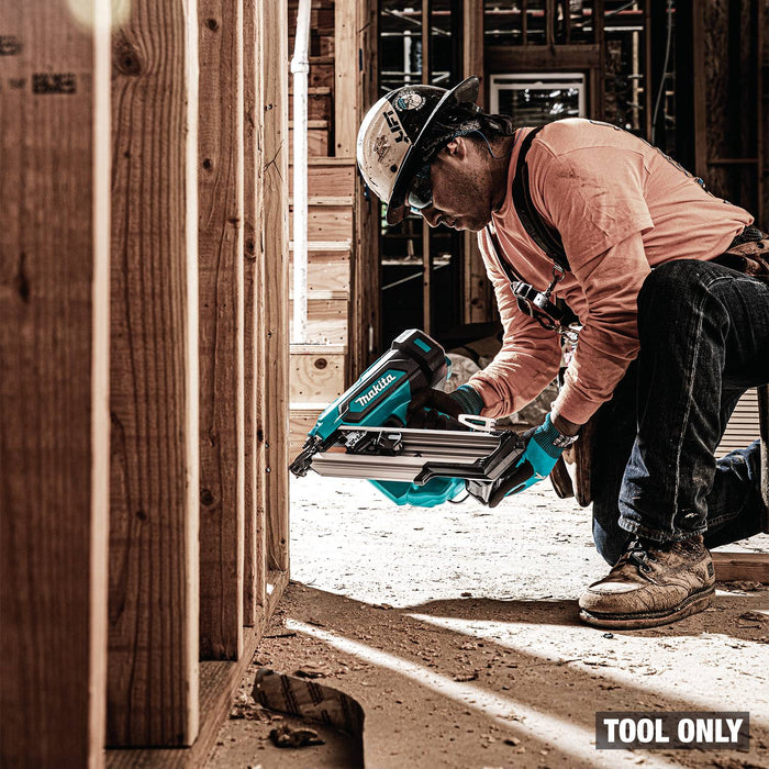 Makita GNB01Z 40V max XGT® Brushless Cordless 30º Clipped Head 3-1/2" Framing Nailer, Tool Only