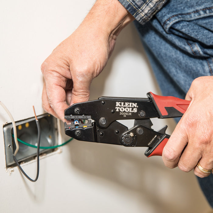 KLEIN TOOLS 10-22 AWG - Insulated Terminals Ratcheting Crimper
