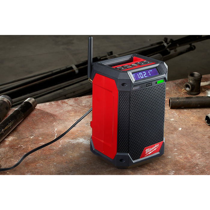 MILWAUKEE M12™ Radio + Charger