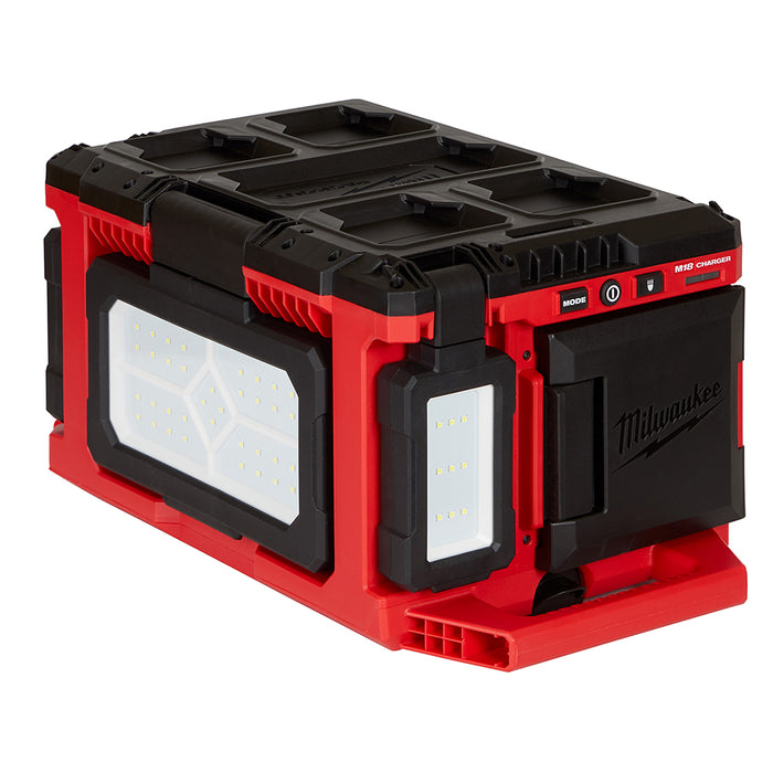 MILWAUKEE M18™ PACKOUT™ Light/Charger (Light Only)
