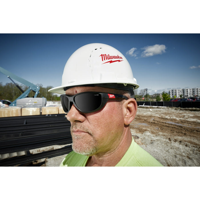 MILWAUKEE Performance Safety Glasses w/ Gasket - Fog-Free Lenses