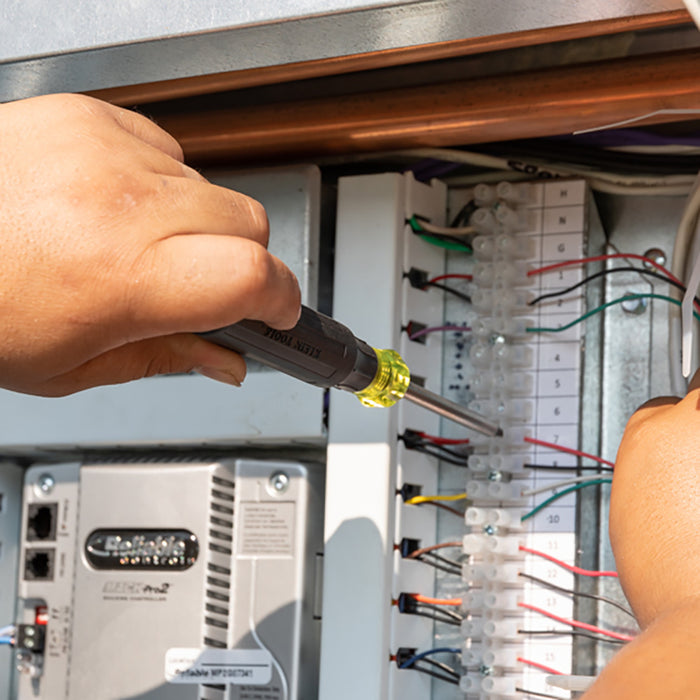 KLEIN TOOLS 27-IN-1 Multi-Bit Precision Screwdriver w/ Tamperproof Bits