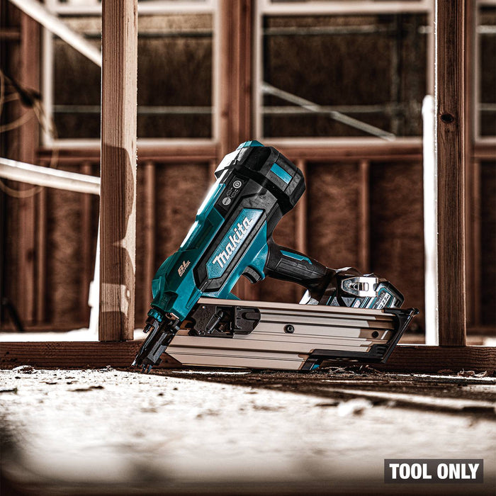 Makita GNB01Z 40V max XGT® Brushless Cordless 30º Clipped Head 3-1/2" Framing Nailer, Tool Only