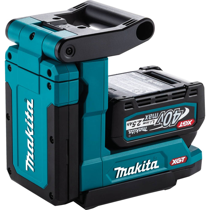 Makita ML013G 40V max XGT® Lithium-Ion L.E.D. Magnetic Work Light, Light Only