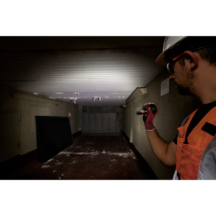 MILWAUKEE REDLITHIUM™ USB Slide Focus Flashlight