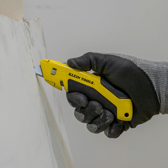 KLEIN TOOLS Self-Retracting Utility Knife