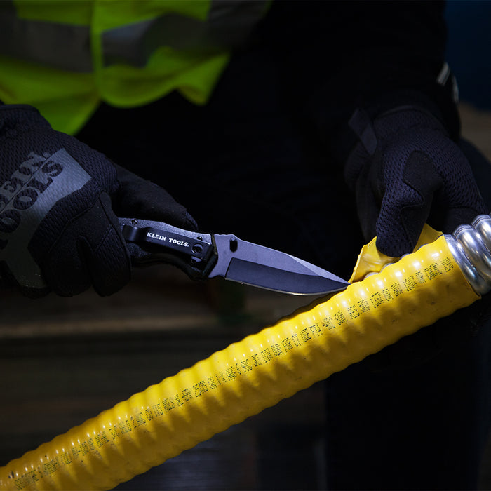 KLEIN TOOLS Black Drop Point Blade Pocket Knife