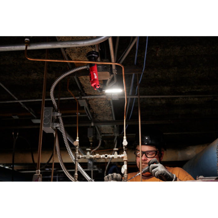 MILWAUKEE REDLITHIUM™ USB Stick Light w/ Magnet