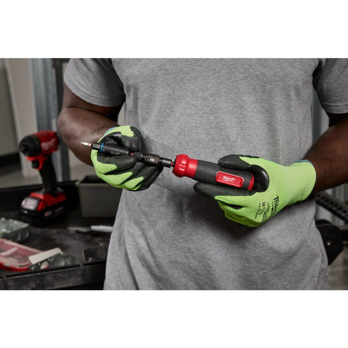 Milwaukee Tools 8-IN-1 Multi-Bit & Nut Driver W/ SHOCKWAVE Impact Duty™ Bits & Nut Drivers