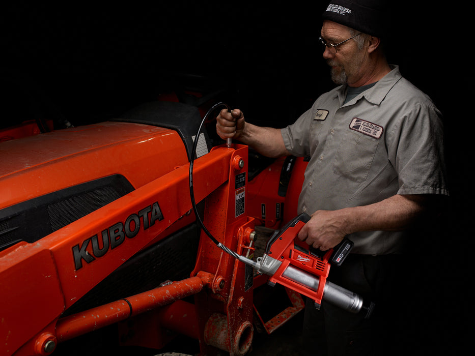 Pistola engrasadora de 2 velocidades MILWAUKEE M18™ (solo herramienta)