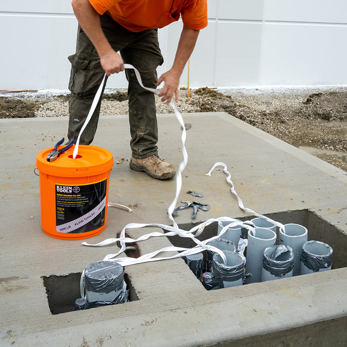 KLEIN TOOLS 2500 lb X 1000' Conduit Measuring Pull Tape