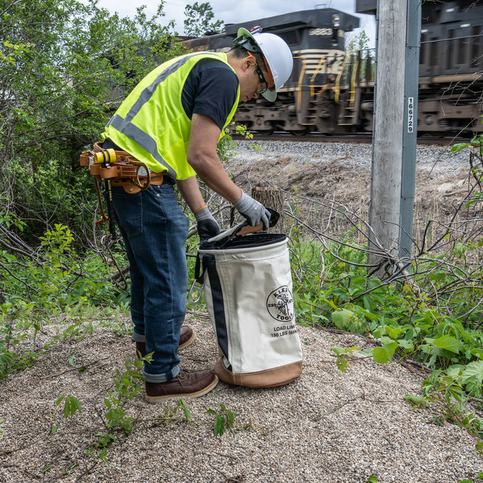 KLEIN TOOLS Canvas Bucket w/ Closing Top