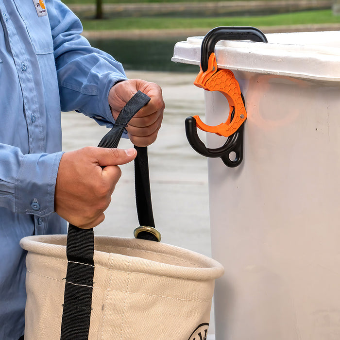 KLEIN TOOLS 3" Gated Bucket Hook