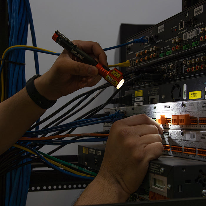 KLEIN TOOLS Inspection Penlight w/ Laser Pointer