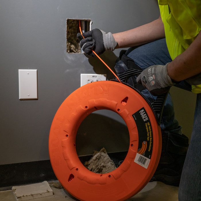 KLEIN TOOLS 200' Multi-Groove Fiberglass Fish Tape