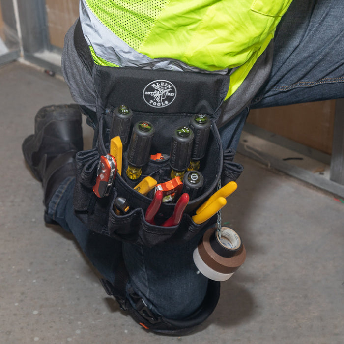 KLEIN TOOLS POWERLINE™ 4 PC. 27-Pocket Electrician's Padded Tool Belt/Pouch Combo