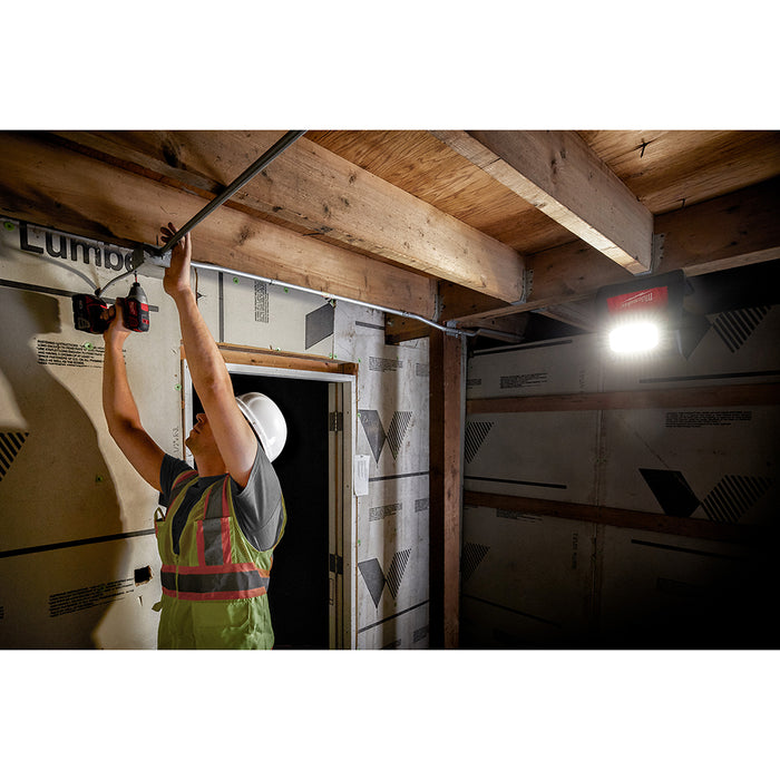 MILWAUKEE M18™ ROVER™ Luz de inundación de doble potencia (solo luz)
