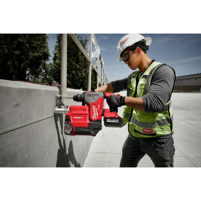 MILWAUKEE M18 FUEL™ HAMMERVAC™ 1-1/8" Dedicated Dust Extractor