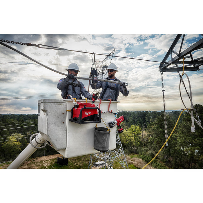 MILWAUKEE M18 FORCE LOGIC 10,000PSI Hydraulic Pump Kit