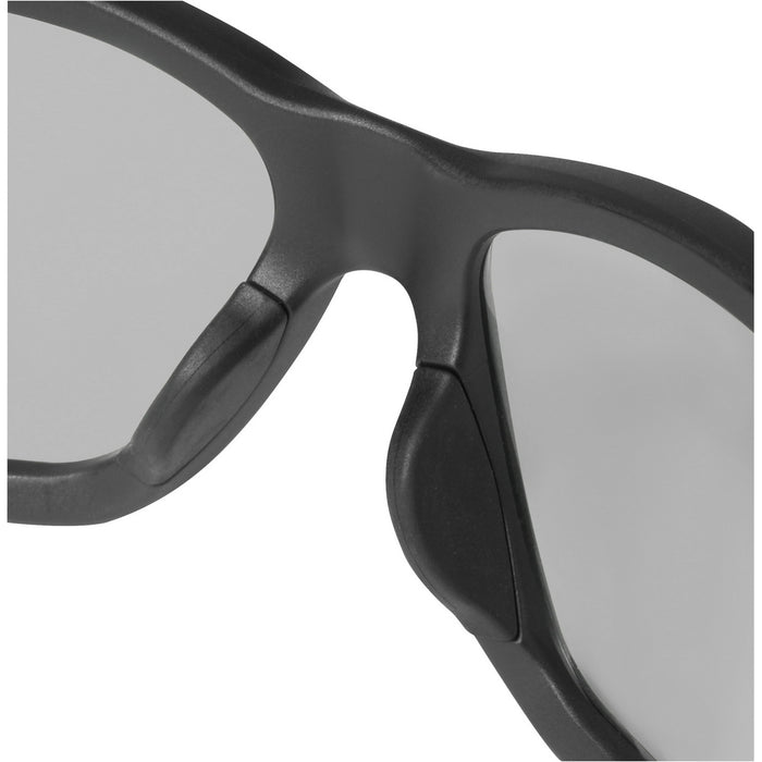 MILWAUKEE Performance Safety Glasses - Fog-Free Lenses
