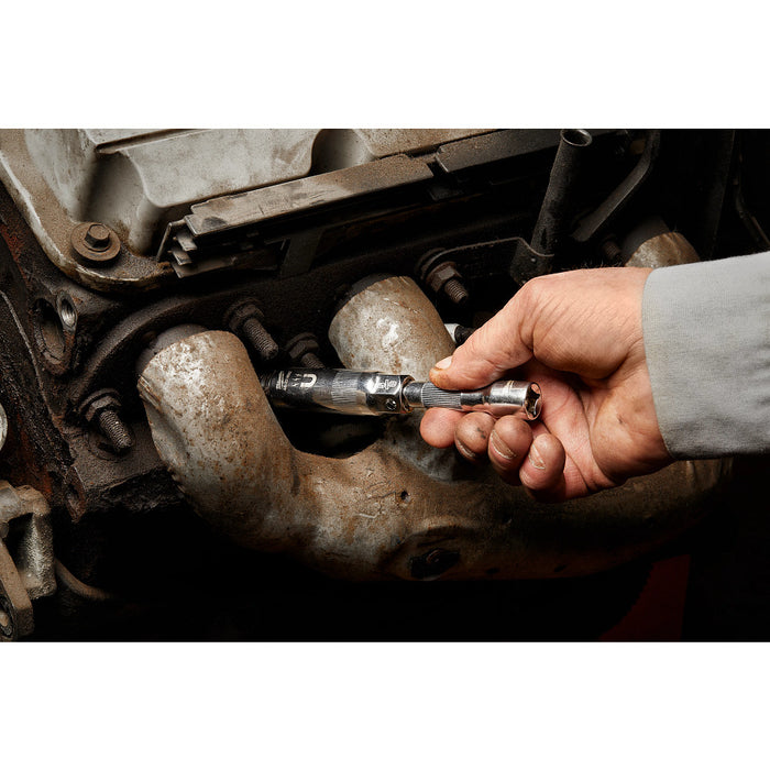 MILWAUKEE Dado magnético para bujía con accionamiento de 3/8" y 13/16"