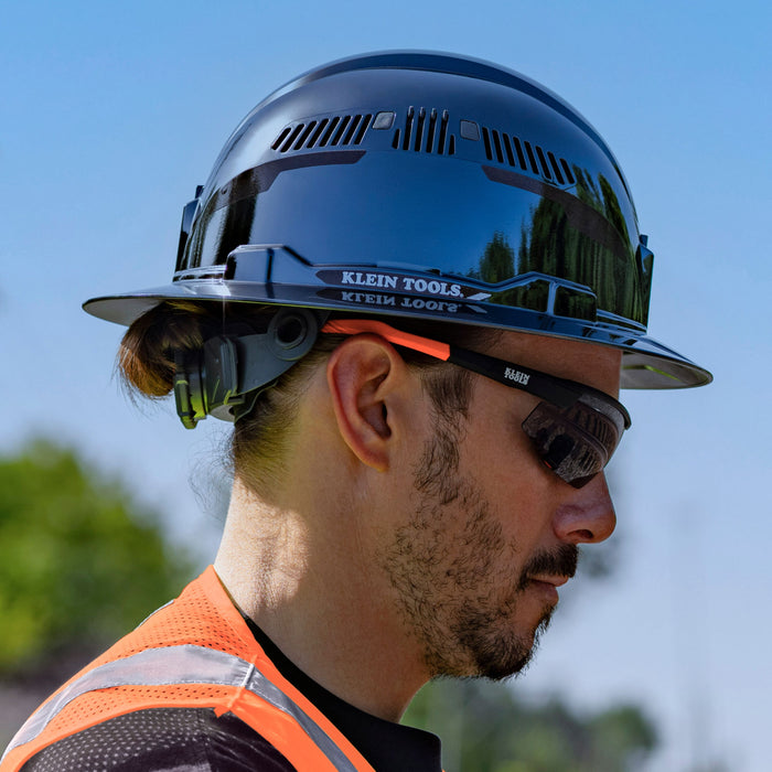 Klein Tools Hard Hat, REFLEKTOR™ Black Chrome, Vented Full Brim, Class C, Headlamp