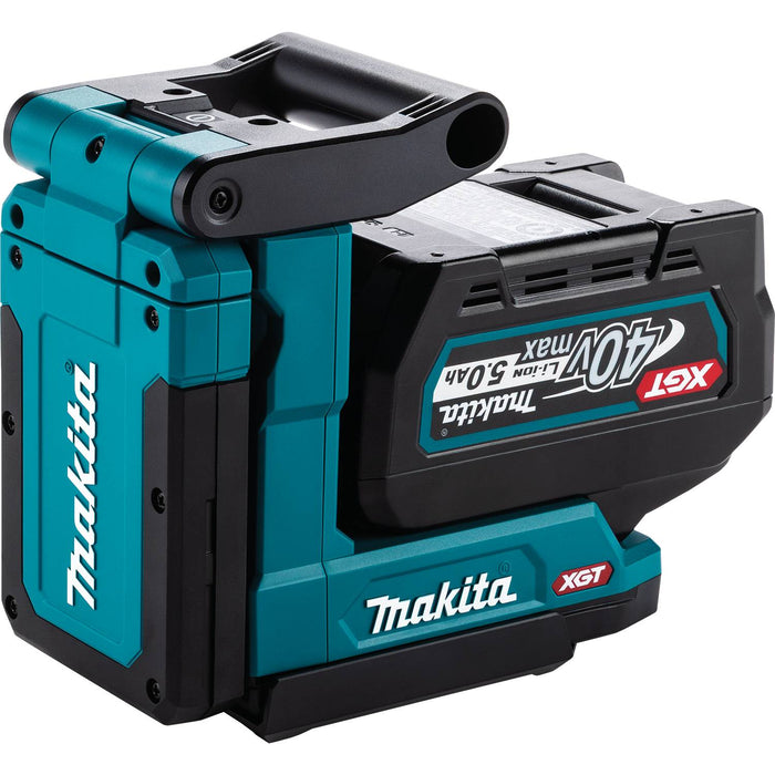 Makita ML013G 40V max XGT® Lithium-Ion L.E.D. Magnetic Work Light, Light Only