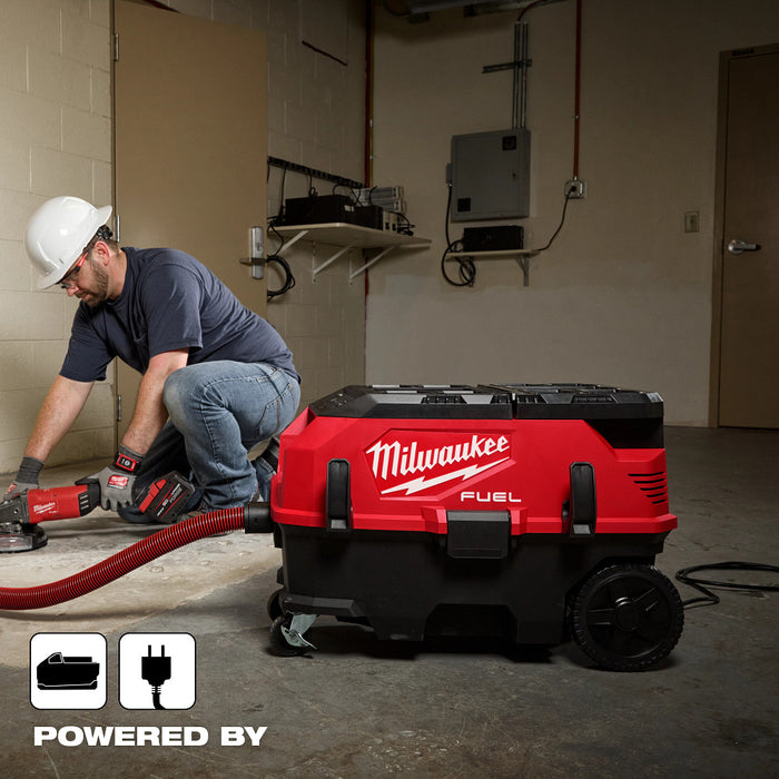 MILWAUKEE 0888-20 M18 FUEL™ 9 Gallon Dual Battery Dust Extractor w/ PACKOUT™ Compatibility and VACLINK™