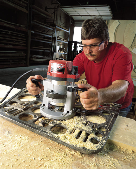Enrutador de producción de base fija MILWAUKEE 3-1/2 MAX HP