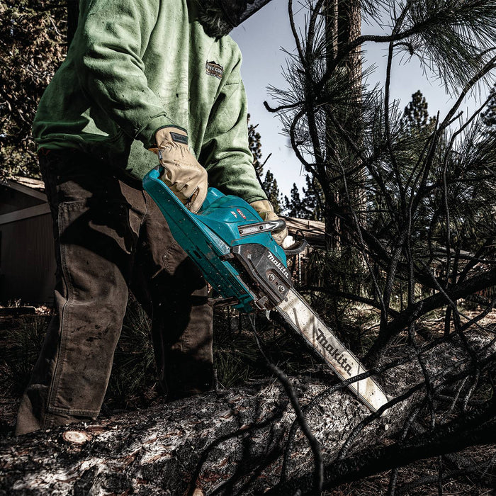Makita GCU08E 40V max XGT® Brushless Cordless 20" Chain Saw Kit, with High Power Battery (8.0Ah)