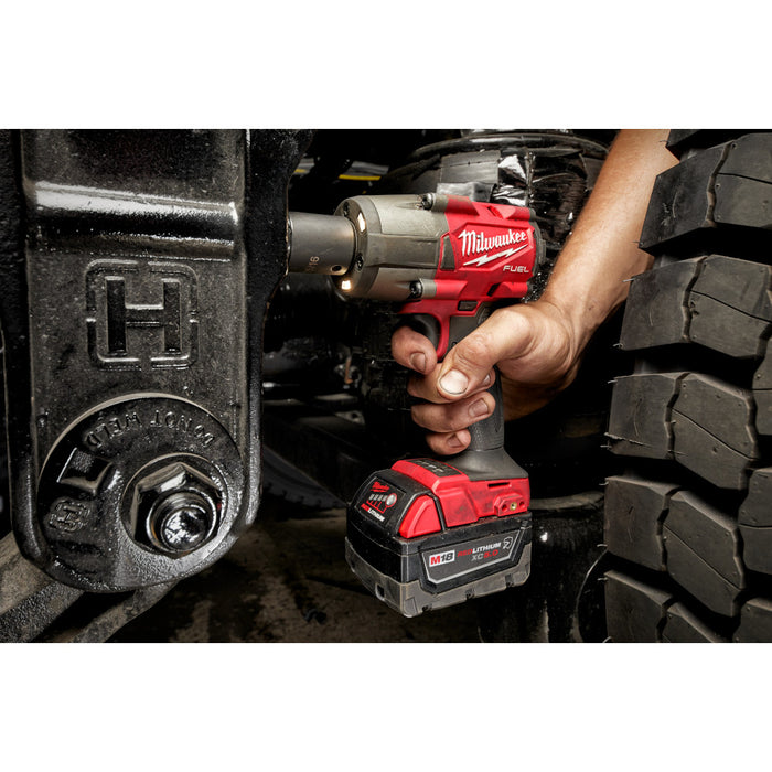 MILWAUKEE M18 FUEL™ 1/2" Mid-Torque Impact Wrench w/ Pin Detent Kit