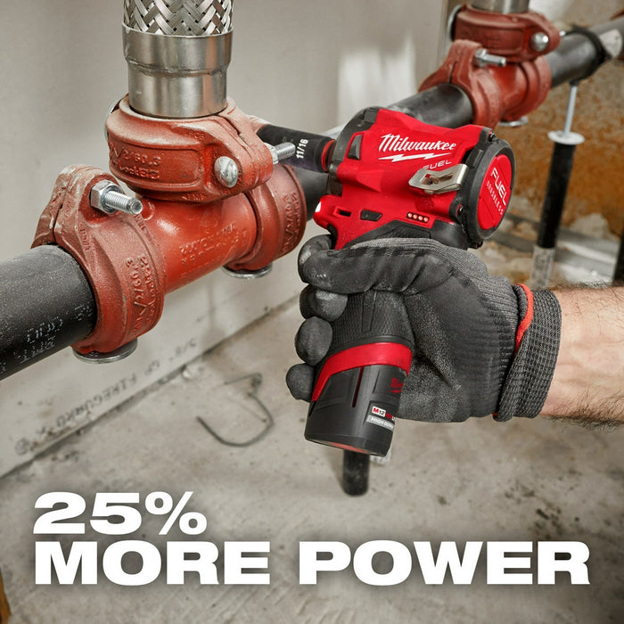 2126-20 + FREE MILWAUKEE M12™ REDLITHIUM™ HIGH OUTPUT™ CP2.5 Battery Q4