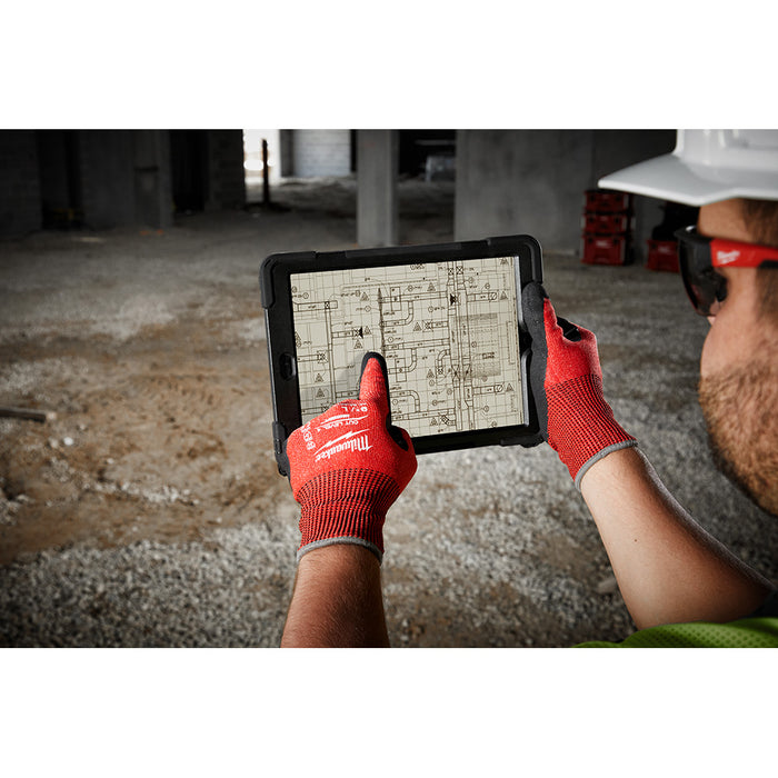 Guantes bañados en nitrilo de nivel 4 de corte MILWAUKEE