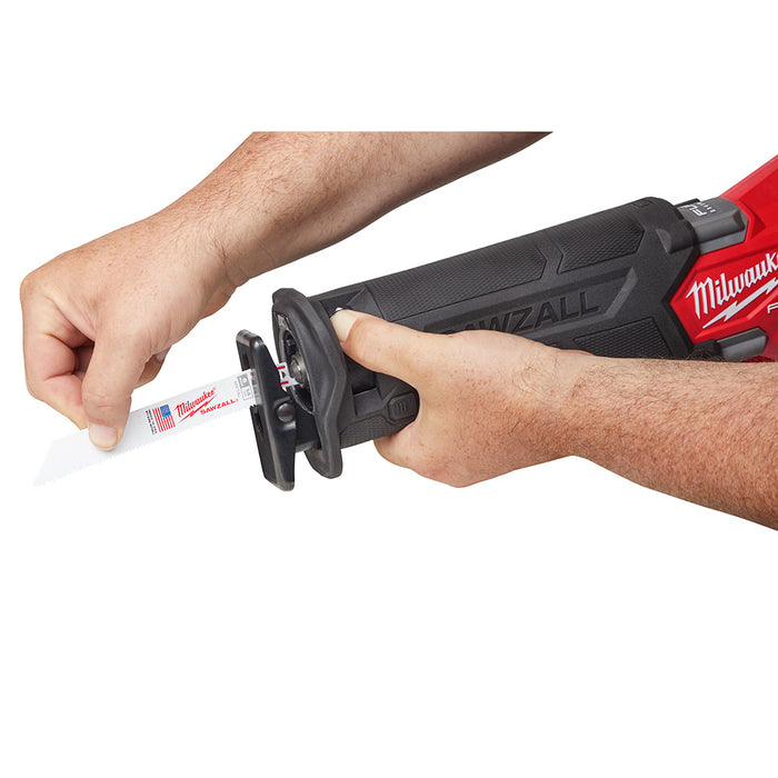 Sierra alternativa MILWAUKEE M18 FUEL™ SAWZALL® con kit ONE-KEY™