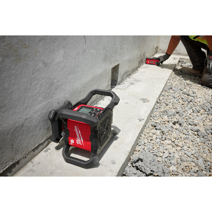 Kit de nivel láser giratorio de doble pendiente para exterior rojo MILWAUKEE M18™